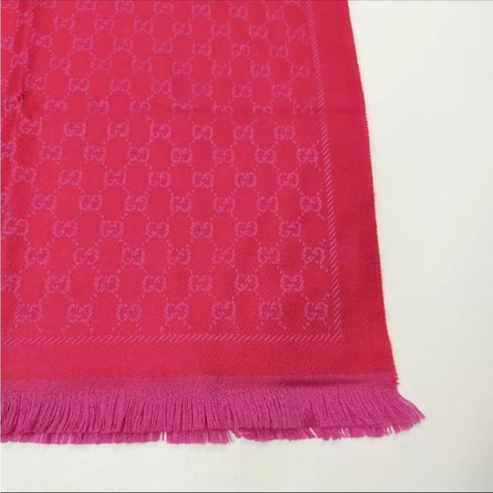 Gucci Red Fuchsia GG Monogram Wool Lame Jacquard Stenlux Scarf Stole Shawl Wrap - Picture 5 of 10